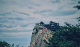 什么季节爬华山旅游(几月份爬华山最好)