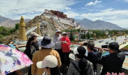 暑假拉萨旅游准备什么(暑假去拉萨需要带什么衣服)