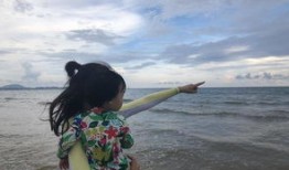 旅游看海穿什么鞋(去看海穿什么衣服)