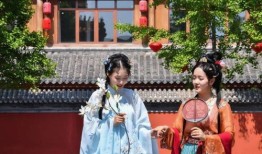 丽江旅游穿什么旗袍(去丽江旅游适合穿汉服吗)