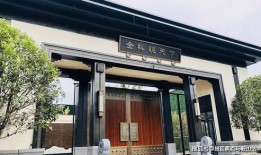 旅游图文橱窗卖什么(旅游图文橱窗卖什么好)