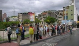 上海旅游要穿什么衣服(上海旅游要穿什么衣服合适)