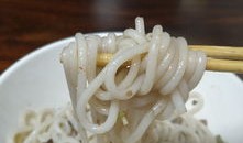 来桂林旅游吃什么(去桂林吃什么小吃)